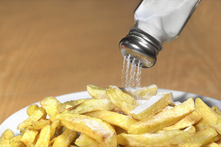 An excess of salty food seasons the body with stress, study says